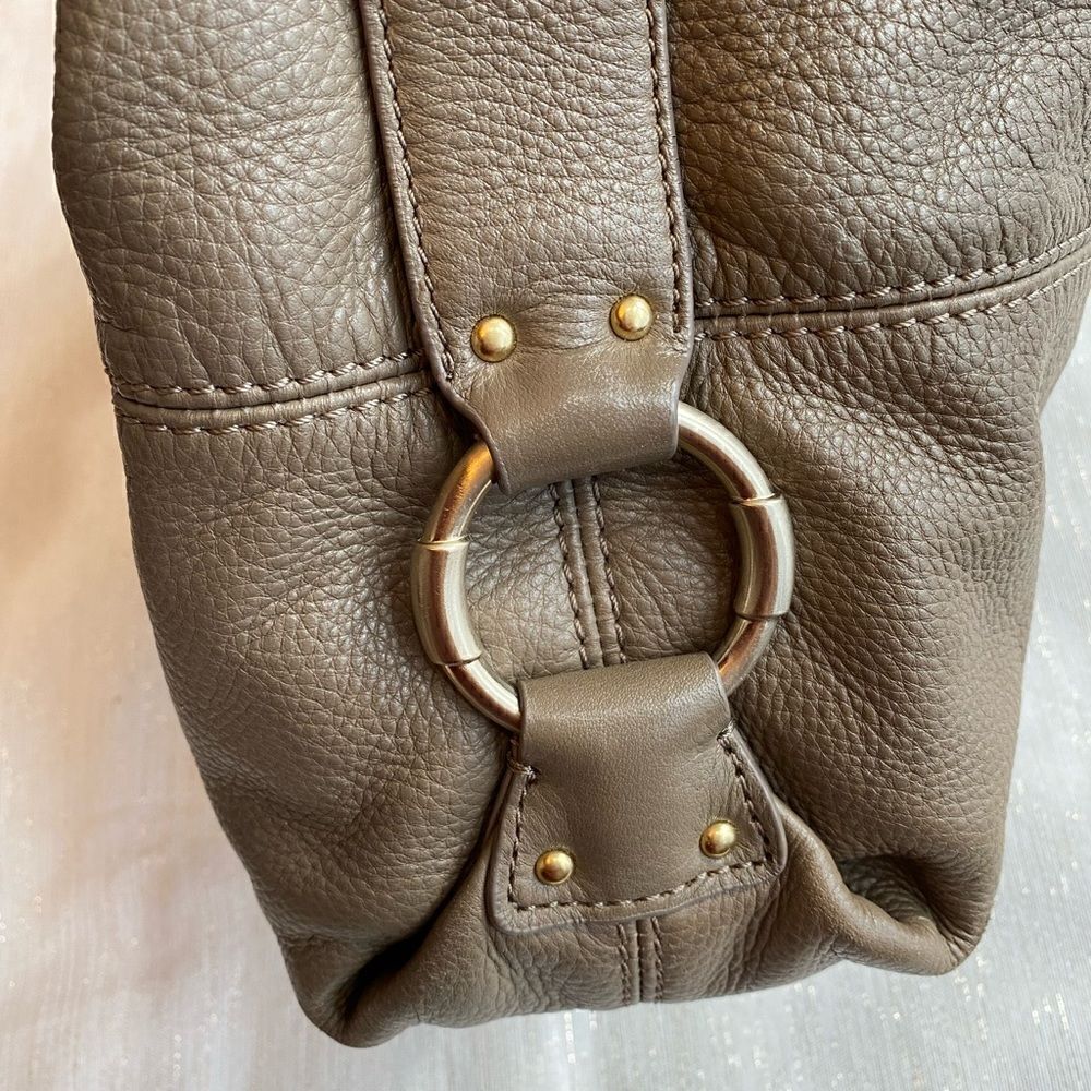 Michael Kors Austin Leather Large Shoulder Tote - Picture 5 of 15